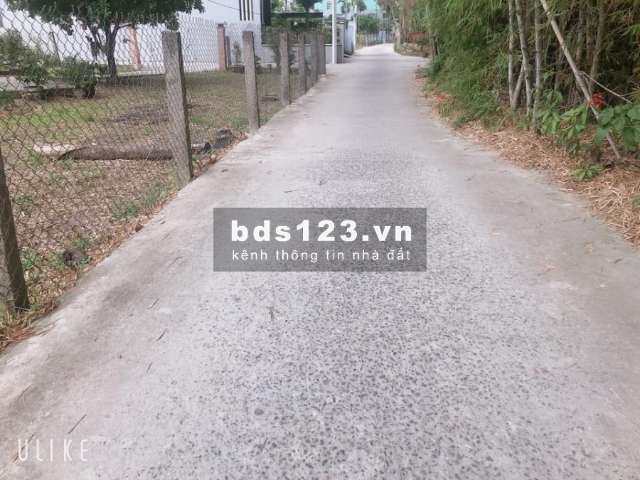 Vài lô kiệt ô tô giá rẻ tại đường Lưu Quang Vũ