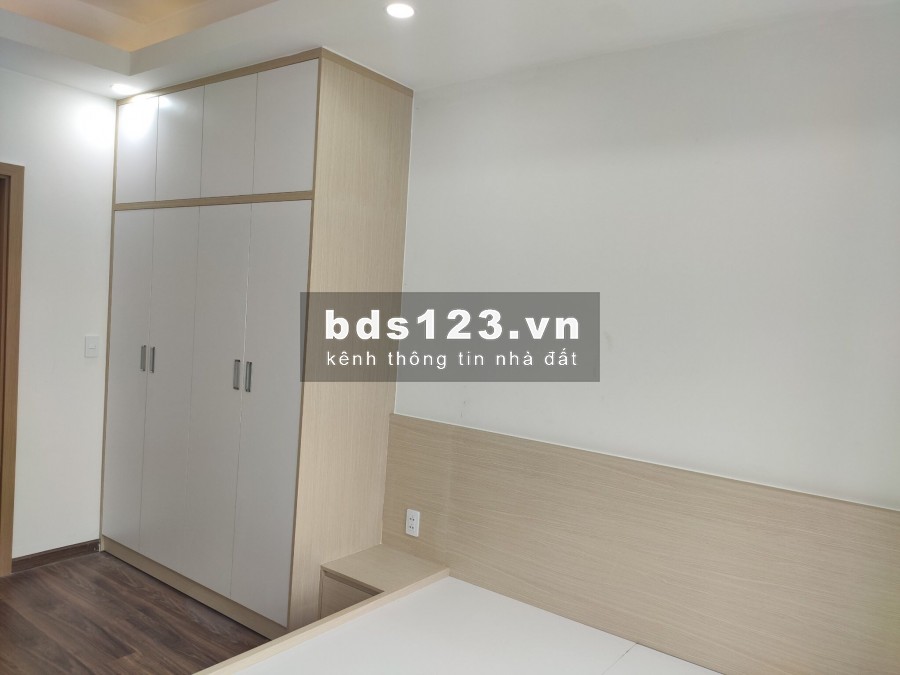 Cần tiền bán gấp căn Jamila 2PN/2WC 76m2 căn view đẹp chỉ 2 tỷ 950 có sổ, LH: 0908133217