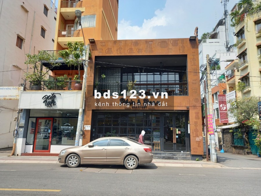 Cho thuê nhà góc 2 mặt tiền Nguyễn Thị Minh Khai (8x12m) giá cực tốt 160 triệu