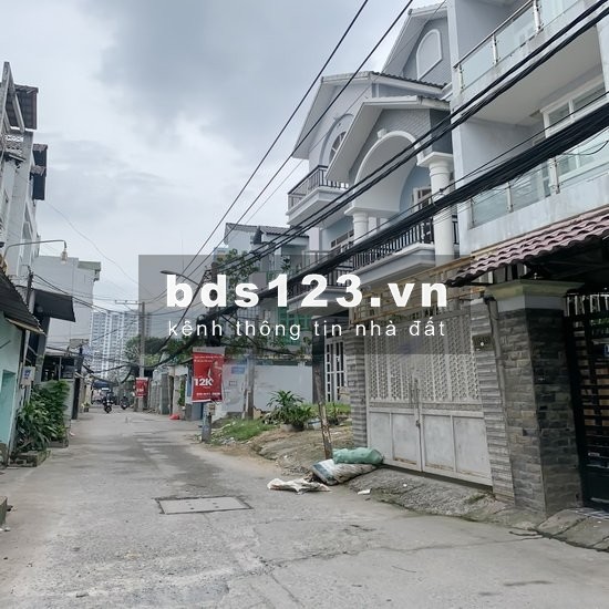 Nhà Phố 2 Lầu Hẻm Xe Hơi Đ.Phạm Hữu Lầu, Quận 7