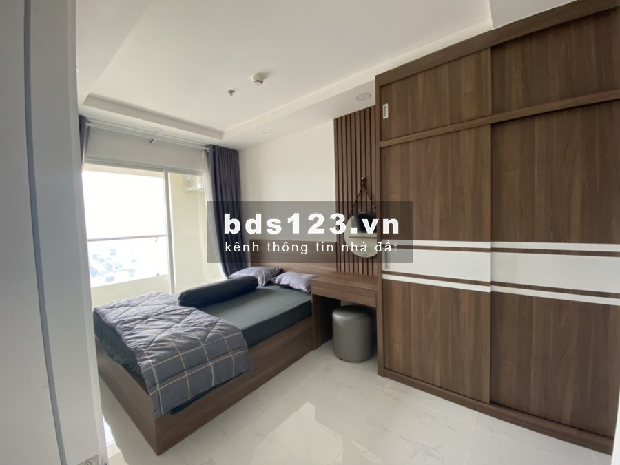 Giá rẻ bất ngờ 18 triệu bao phí – Terra Royal 2PN/2WC – Xem Ngay Tel 0942.811.343 Tony (Zalo/viber/phone) đi xem thực tế