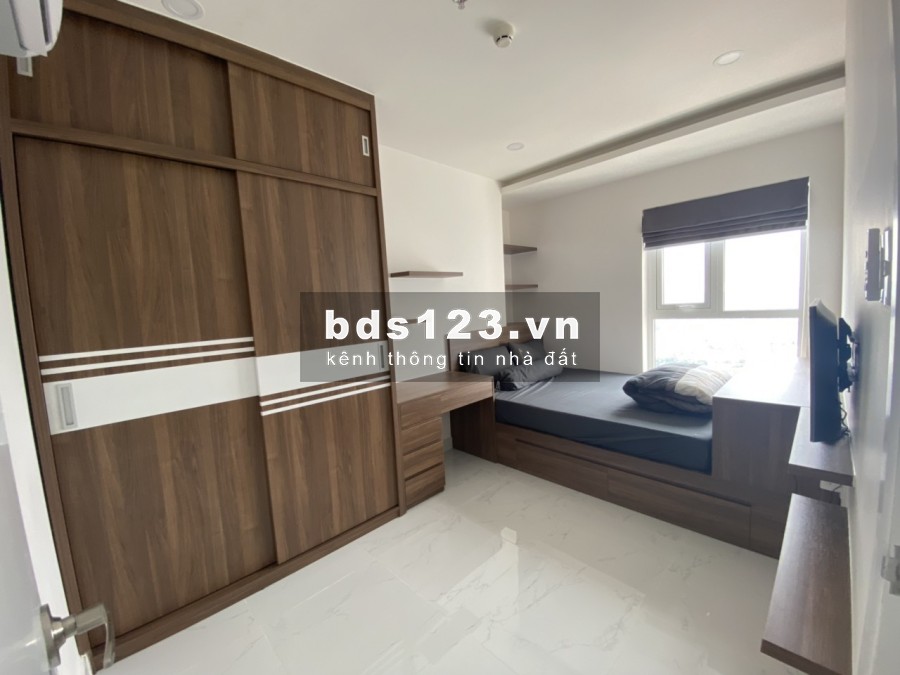 Giá rẻ bất ngờ 18 triệu bao phí – Terra Royal 2PN/2WC – Xem Ngay Tel 0942.811.343 Tony (Zalo/viber/phone) đi xem thực tế