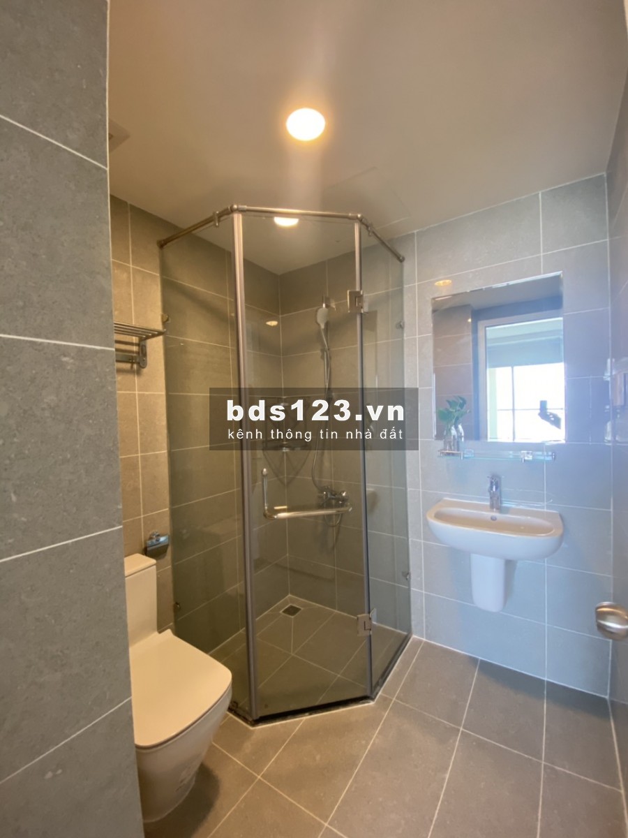 Giá rẻ bất ngờ 18 triệu bao phí – Terra Royal 2PN/2WC – Xem Ngay Tel 0942.811.343 Tony (Zalo/viber/phone) đi xem thực tế