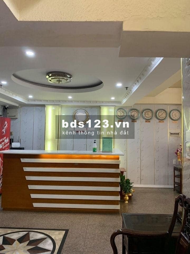 BÁN GẤP KHÁCH SẠN MẶT TIỀN TRƯỜNG SƠN P4 TÂN BÌNH, DOANH THU 380TR/THÁNG, 8 TẦNG, 24 PHÒNG CHỈ CÓ 42 TỶ!