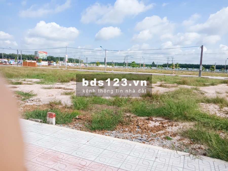 Đất nền khu tái định cư khu đô thị phức hợp Nam Long 3
