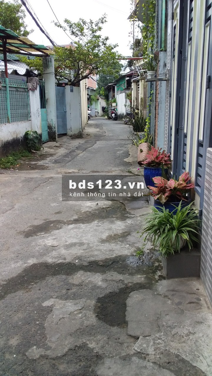 Bán nhà rộng 144m2 hẻm 33 thông 2 đầu Đặng Văn Bị, Quận Thủ Đức, kiến trúc đẹp, giá 9 tỷ, LHCC