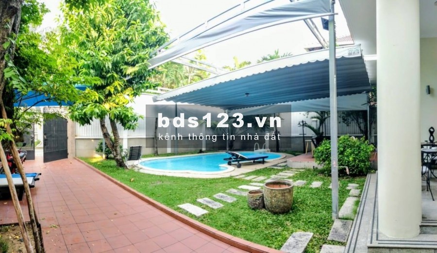 Cho thuê Villa Hồ bơi sân vườn Thiết kế hiện đại 400m2 Nguyễn Văn Hưởng Thảo Điền Quận 2 MS:373