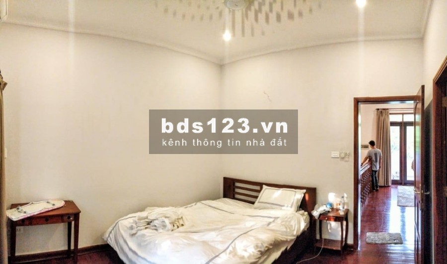 Cho thuê Villa Hồ bơi sân vườn Thiết kế hiện đại 400m2 Nguyễn Văn Hưởng Thảo Điền Quận 2 MS:373