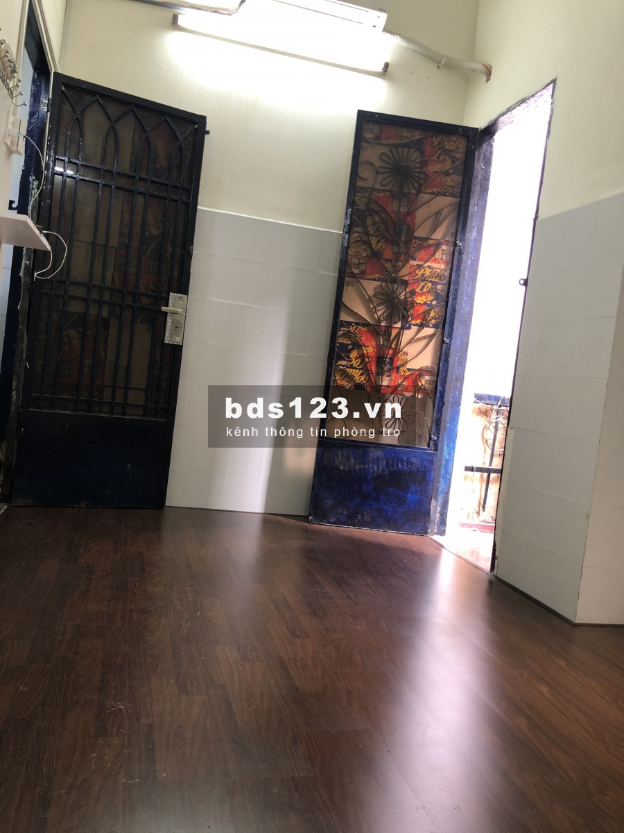 Cho thuê phòng trọ 25m2 ngay Lý Thường Kiệt - chợ Tân Bình, máy lạnh,1-3 người ở, giờ tự do 3,2tr/th