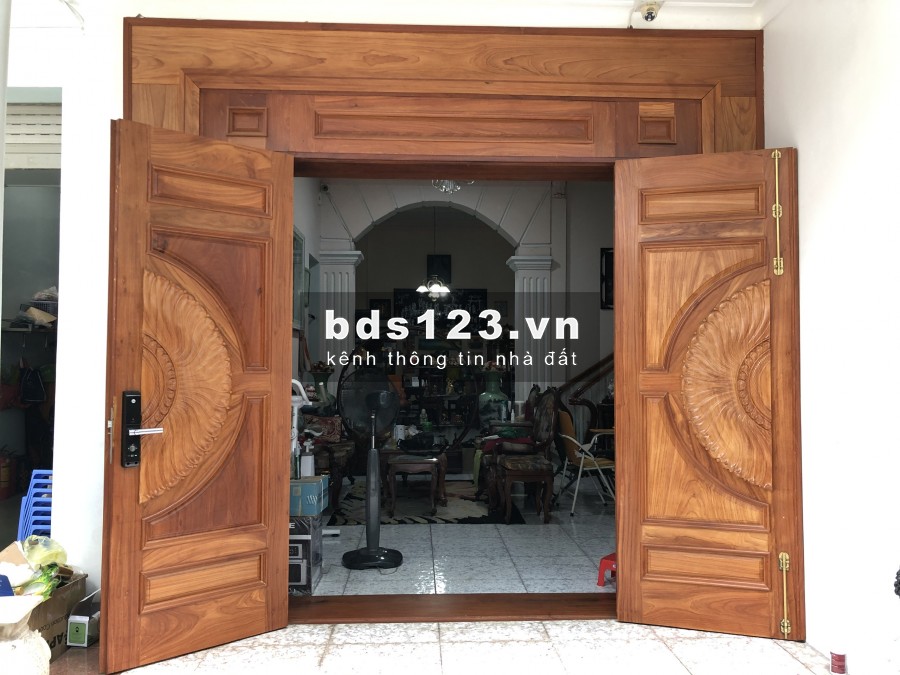 Bán biệt thự khu Bàu Cát P14 Tân Bình. DT 12x29m. Cn 338m2. Giá 46 tỷ. LH 0796456889