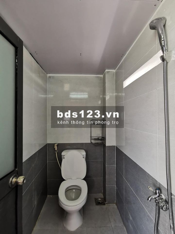 Phòng Mới Xây Có gác 28m2, Có máy lạnh, Gần CV Làng Hoa, Gò Vấp - Giờ Tự Do
