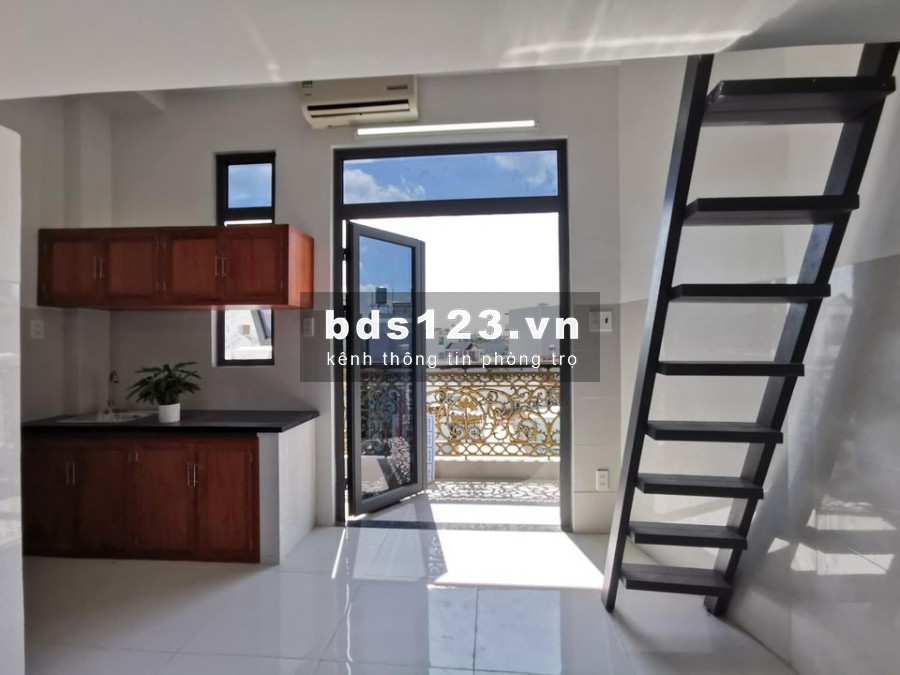 Phòng Mới Xây Có gác 28m2, Có máy lạnh, Gần CV Làng Hoa, Gò Vấp - Giờ Tự Do
