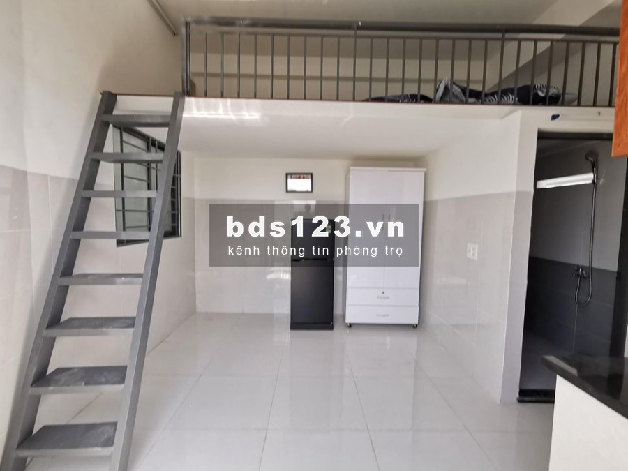 Phòng Mới Xây Có gác 28m2, Có máy lạnh, Gần CV Làng Hoa, Gò Vấp - Giờ Tự Do