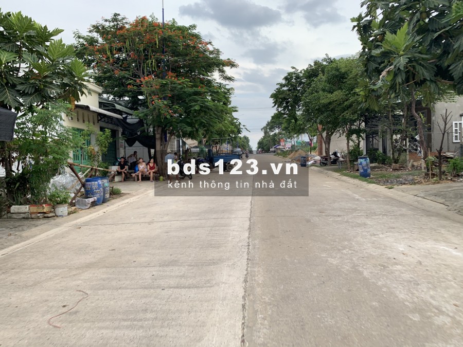 TÔI MINH CHỦ ĐẤT CẦN BÁN ĐI LÔ ĐẤT THỔ CƯ (150M2) TẠI BÌNH DƯƠNG GẦN KHU DU LỊCH ĐẠI NAM