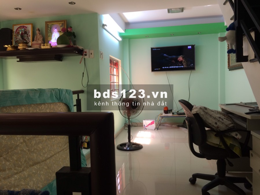 Bán nhà mini đường Hoàng Diệu phường 10 quận Phú Nhuận