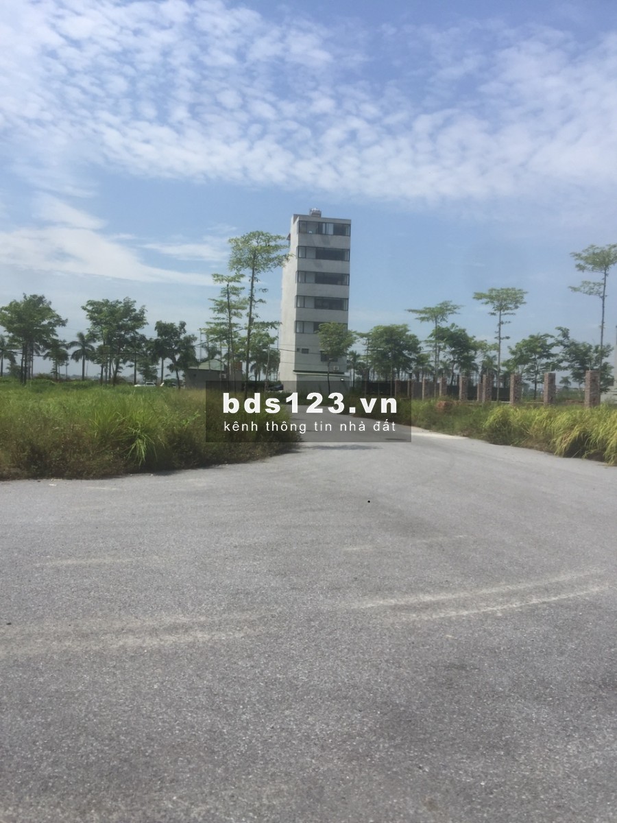 Bán lô góc 2 mặt tiền gần đường trục 69m tại kđt newcity phố nối hưng yên