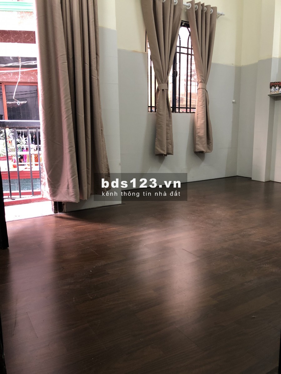 Cho thuê phòng trọ 25m2 ngay Lý Thường Kiệt - chợ Tân Bình, máy lạnh,1-3 người ở, giờ tự do 3,2tr/th