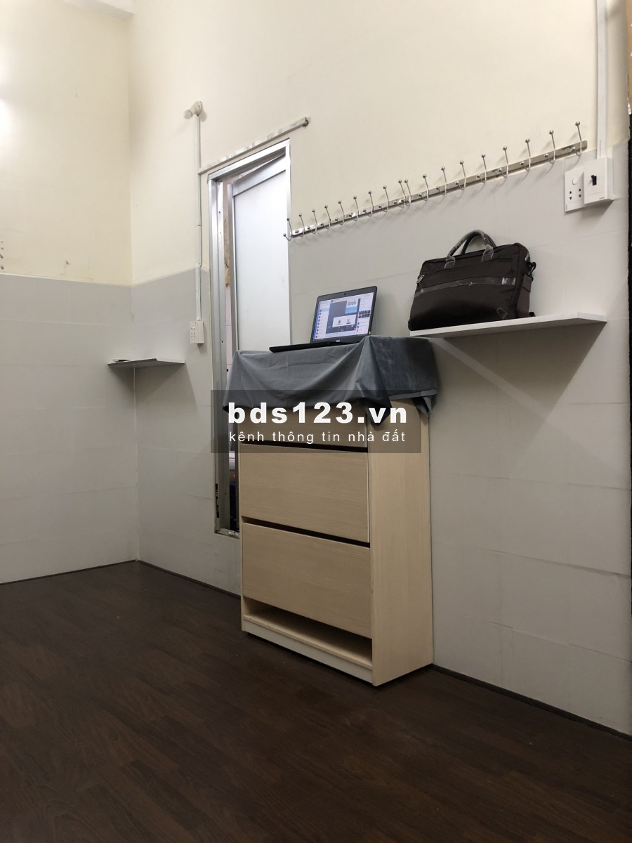 Cho thuê phòng trọ 25m2 ngay Lý Thường Kiệt - chợ Tân Bình, máy lạnh,1-3 người ở, giờ tự do 3,2tr/th