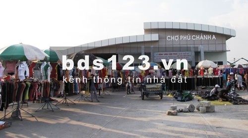Sang gấp nền đất thổ cư 100m/950 triệu gần chợ Phú Chánh,cách HVL 200m,SHR