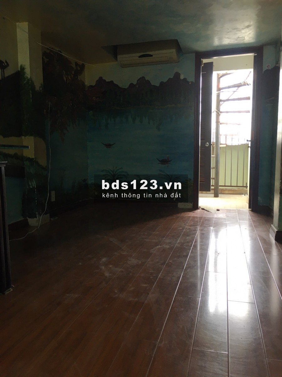 PHÒNG BAN CÔNG THOÁNG MÁT SẠCH SẼ YÊN TĨNH NGAY LÊ VĂN SỸ Q3