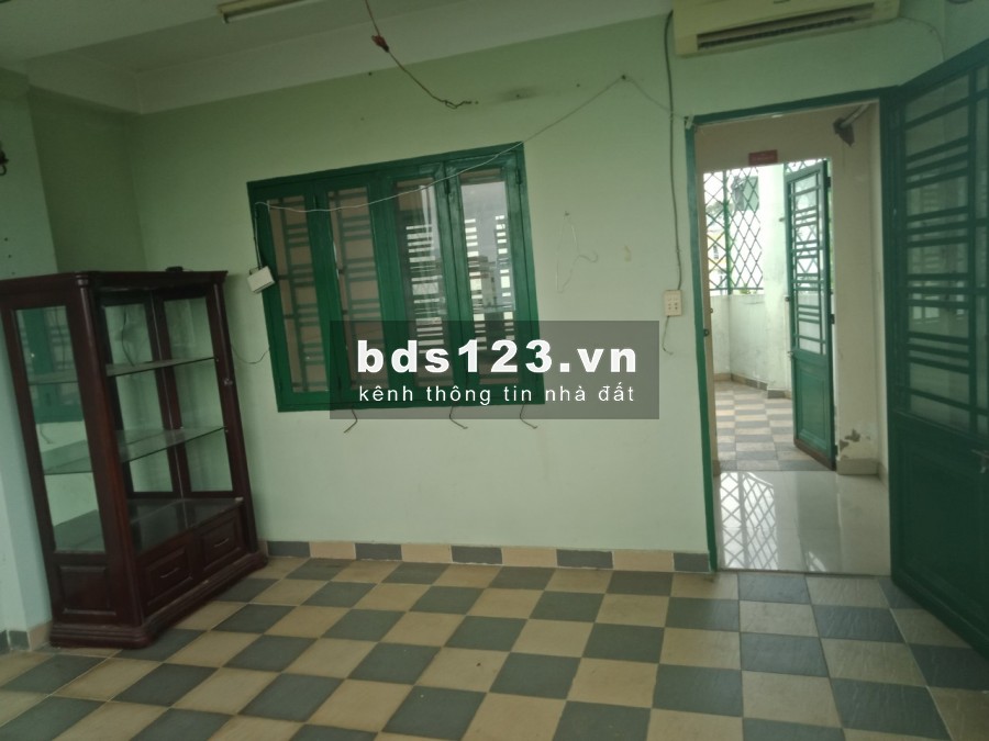 Phòng cửa sổ thoáng mát ngay Trần Quang Diệu -Huỳnh Văn Bánh
