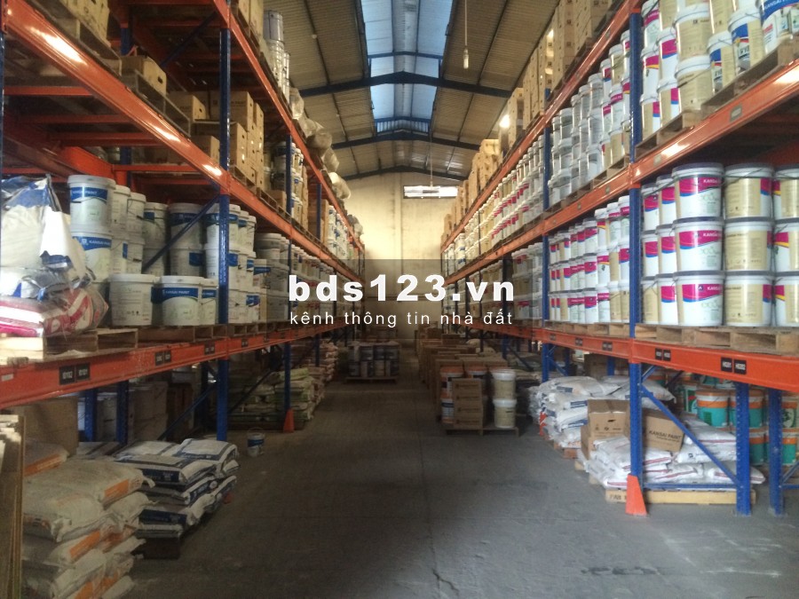 Cho thuê nhà xưởng dt: 1200m2 giá 70 triêu/tháng đường phạm văn chiêu, quận gò vấp. lh: 0944.977.229