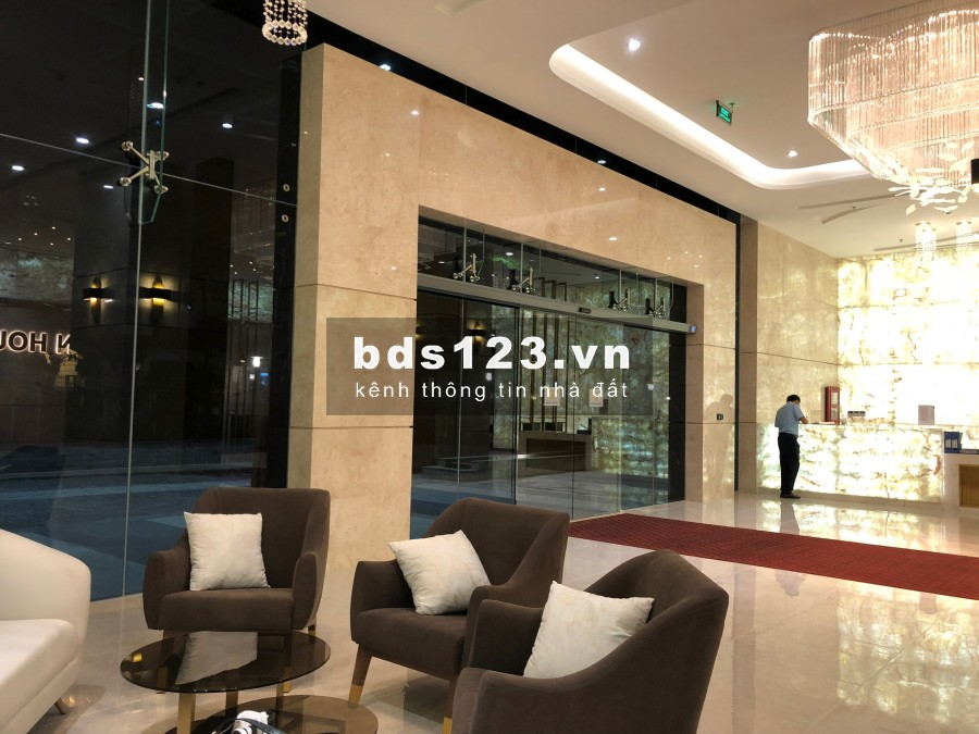 Căn hộ White House 1PN Sunwah Pearl cho thuê chỉ 15 triệu, tầng cao, nội thất mới 100%