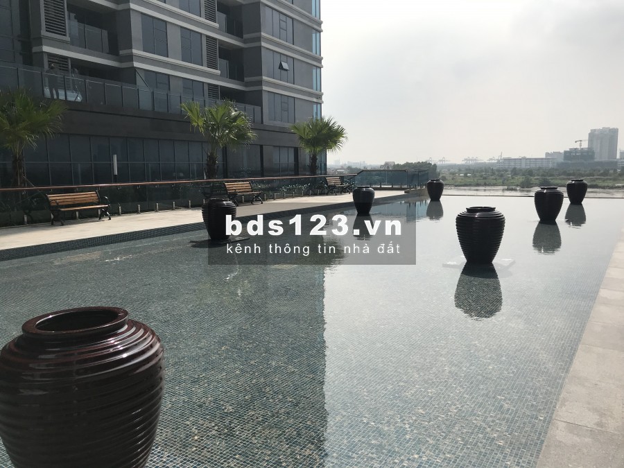 Căn hộ tòa White House 2PN Sunwah Pearl giá chỉ 18 triệu, view quận 1, nội thất cơ bản