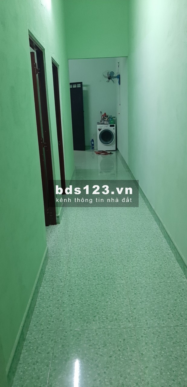 Bán nhà SHR 150m2 giá 985 triệu rẻ nhất Vĩnh Tân Tân Uyên gần cổng KCN Vsip2