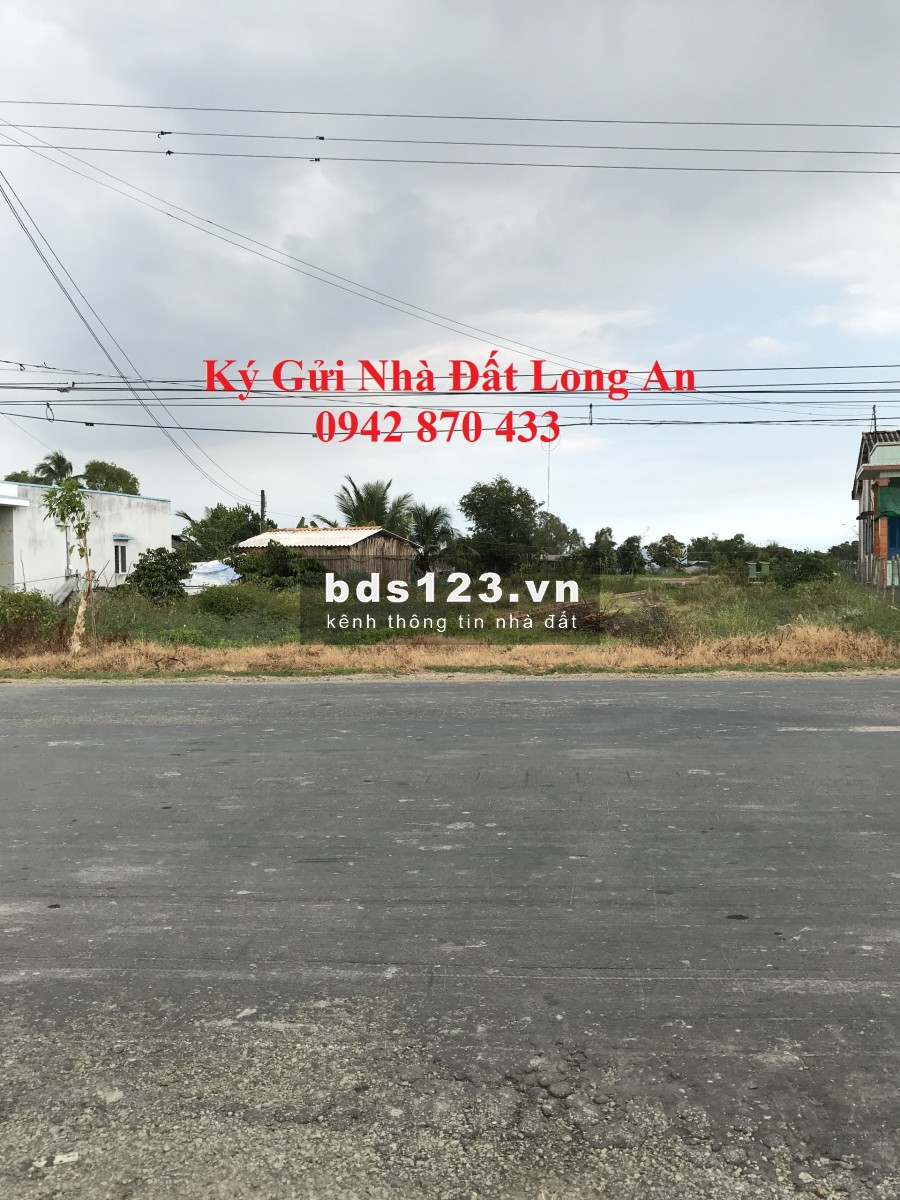Nền thổ cư mặt tiền ĐT 832 Tân Trụ - Long An