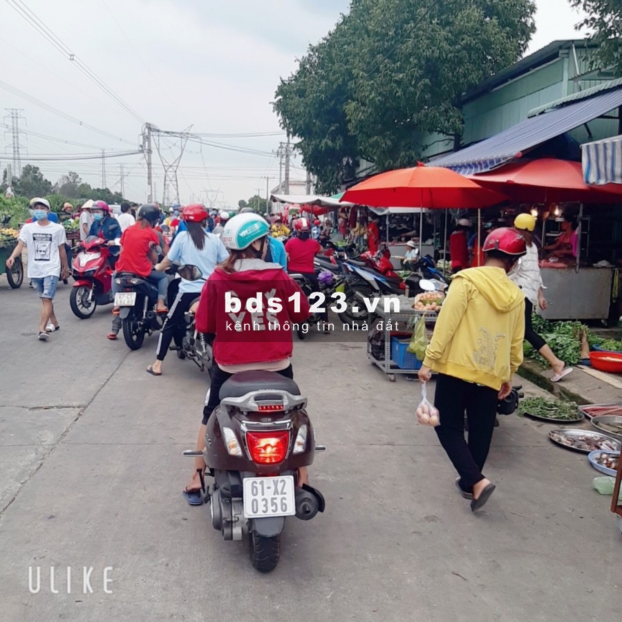CẦN SANG GẤP 16 PHÒNG TRỌ (2 DÃY) ĐANG CHO THUÊ ĐỐI DIỆN KHU CÔNG NGHIỆP, DÂN ĐÔNG