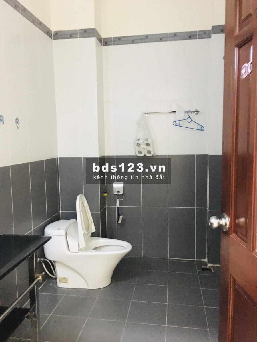 Nhà mới HXH Dương Đức Hiền (5x18m) 3L,ST,5PN