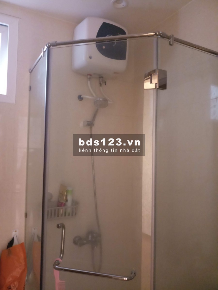 Cho thuê căn hộ chung cư Sky Center 2 phòng ngủ 75m2 nội thất cơ bản (rèm, máy lạnh, bếp) 13.5 Triệu - Xem ngay hôm nay