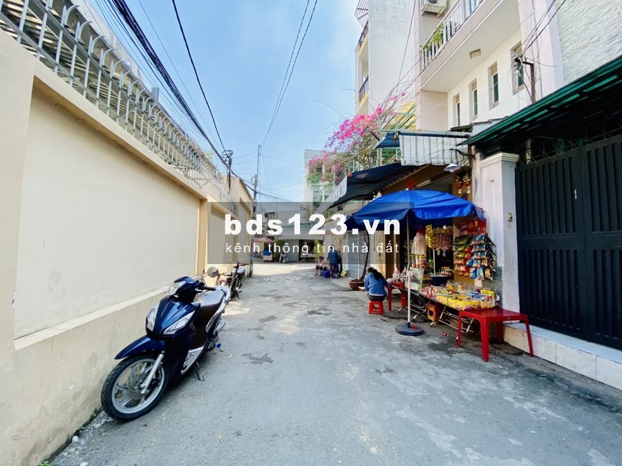 Bán gấp nhà 4x13m, Hẻm xe hơi Hưng Phú, Phường 10, Q8
