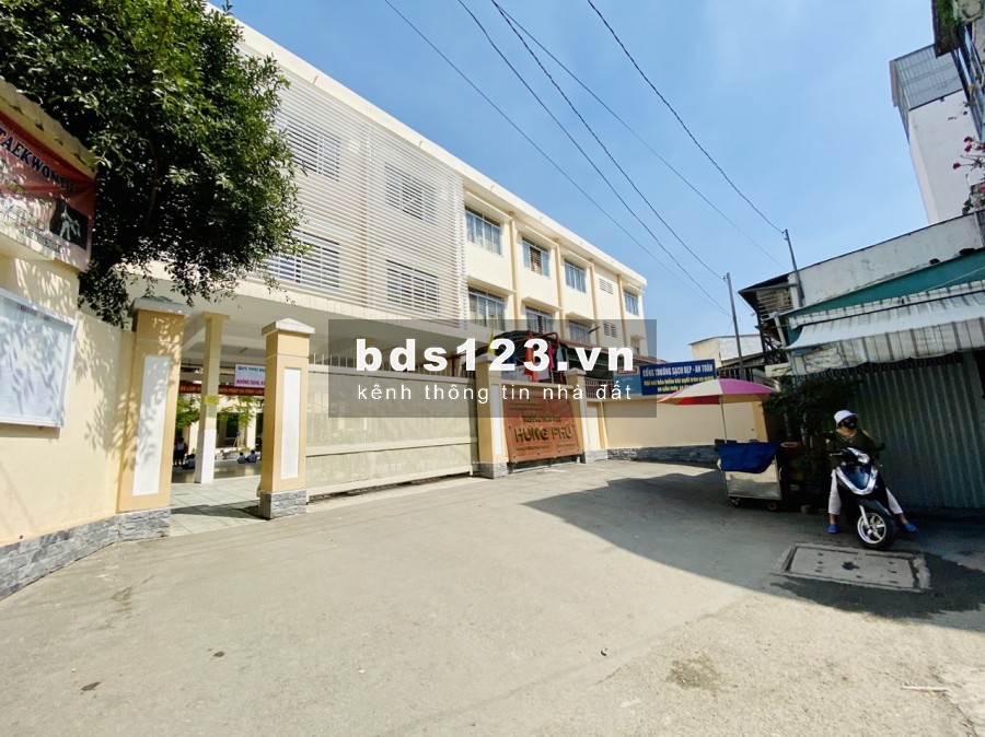 Bán gấp nhà 4x13m, Hẻm xe hơi Hưng Phú, Phường 10, Q8