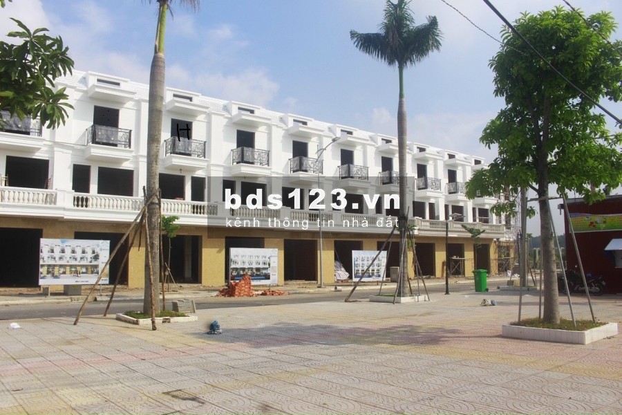 Bán nhà, đất tại Việt Sing Phú Chánh 1 trệt 2 lầu