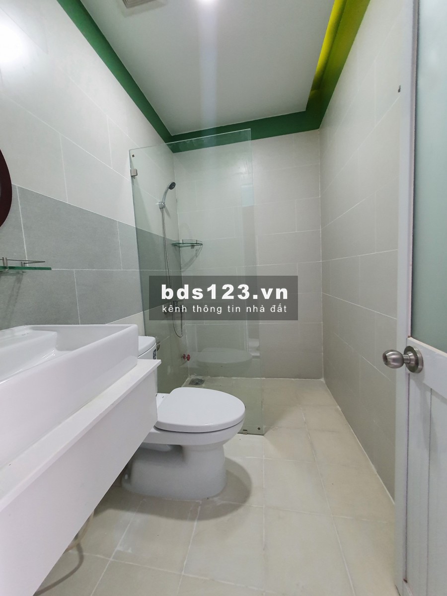 CHDV ngay sân bay mới xây, 1PN - ban công, full nội thất, bao chi phí. TB
