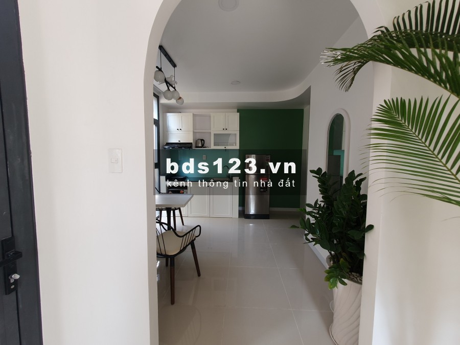 CHDV ngay sân bay mới xây, 1PN - ban công, full nội thất, bao chi phí. TB