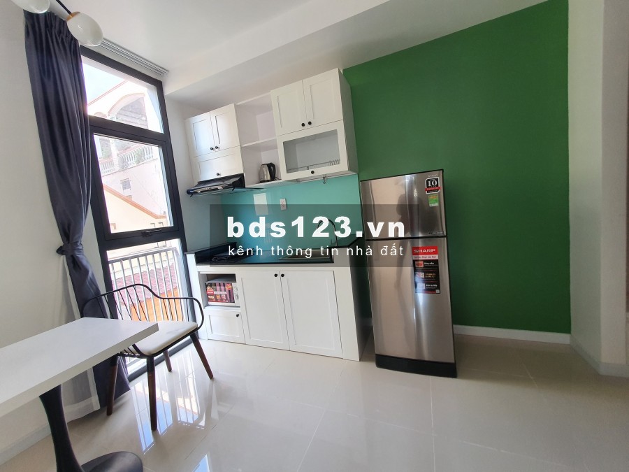 CHDV ngay sân bay mới xây, 1PN - ban công, full nội thất, bao chi phí. TB
