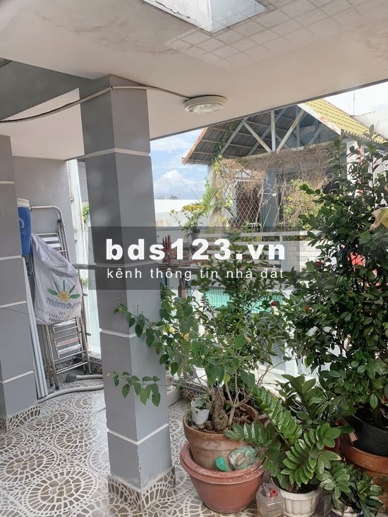 Bán Nhà trệt 2 Lầu Sân Thượng 353 Trần Xuân Soạn, Phường Tân Kiểng, Quận 7