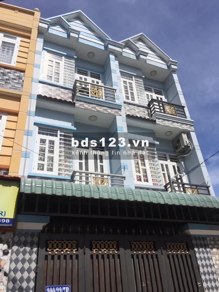 Bán nhà 2 lầu, sổ hồng, đường Lô Tư kéo dài, vị trí đẹp, chính chủ bán chỉ 2.2 tỷ