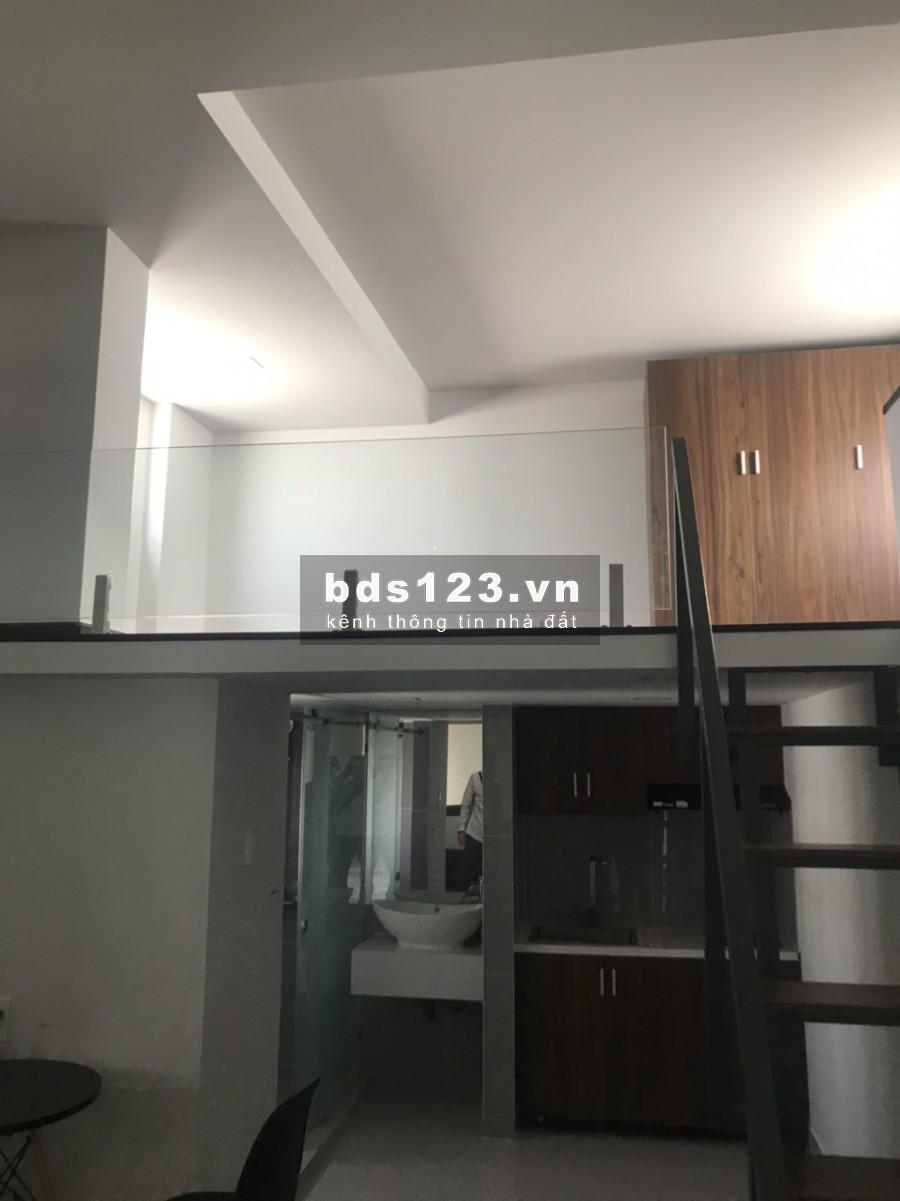 Tòa nhà VP - CHDV - Góc 2MT Phan Văn Trị đối diện Vincom, 6 tầng 5x23m. LH ngay 0796456889