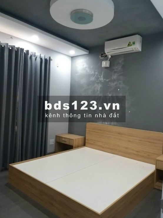 Cần bán gấp căn hộ chung cư Khánh Hội 2, S75m2, 2pn