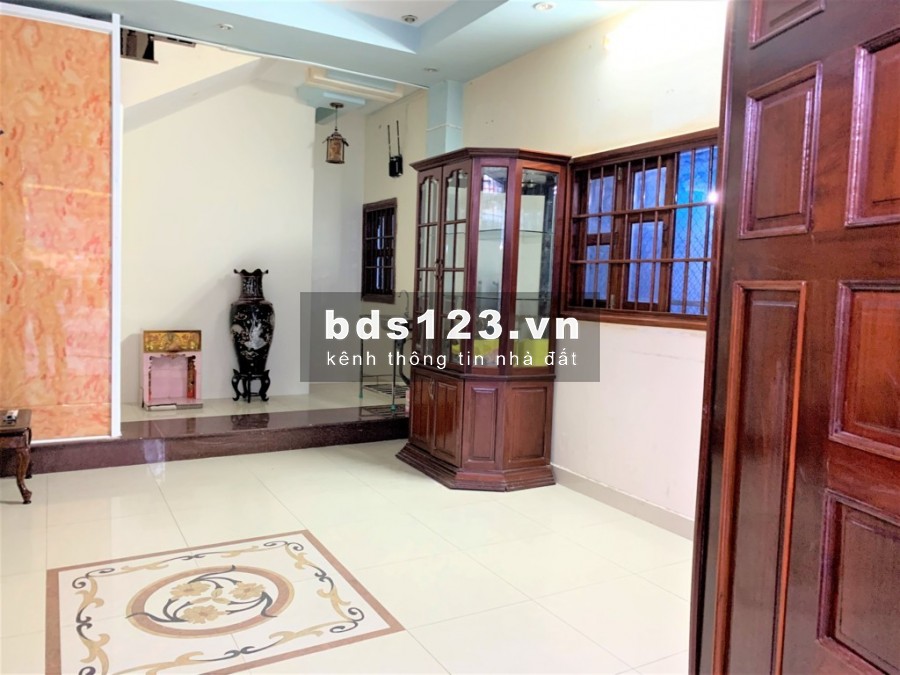 Cho thuê mặt bằng kinh doanh, 5,2x12m, mặt tiền ĐHT2 (lộ giới 20m) song song Ng.V.Quá, trung tâm Q.12, KDC sầm uất