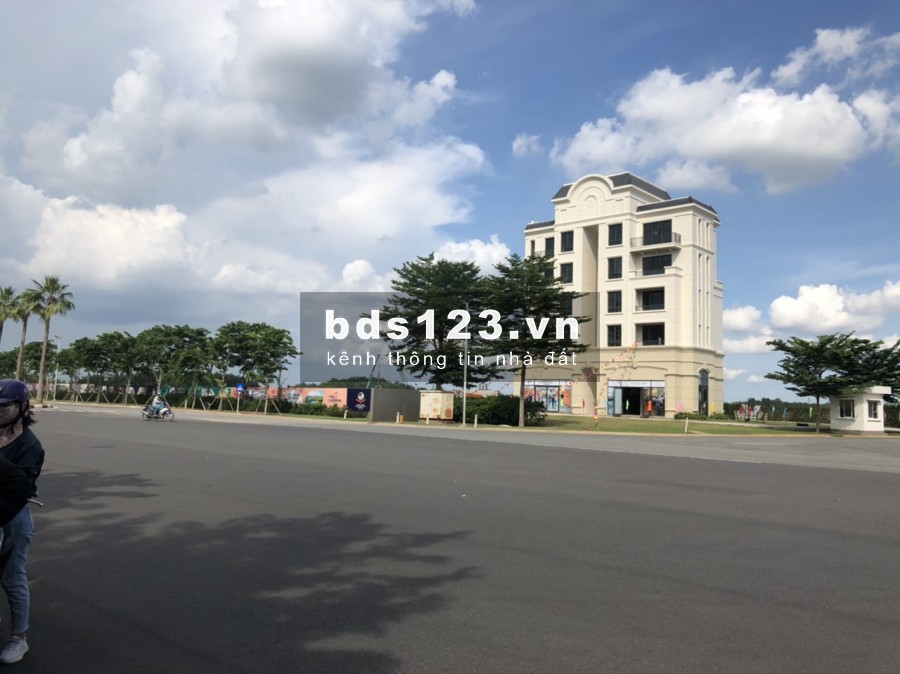 Bán đất nền sổ đỏ xây dựng tự do, vị trí vàng MT đường 25B Tôn Đức Thắng - Nhơn Trạch, cách đường Vành Đai 3 chỉ 1km, DT 105m2, giá 1.5 tỷ