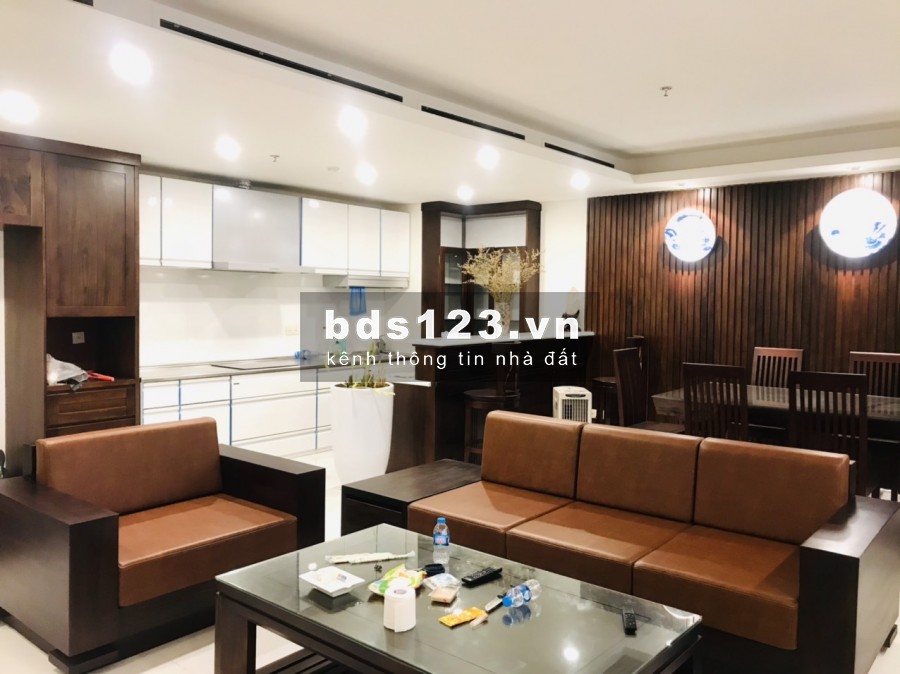 Bán căn hộ Aqua Central số 44 Yên Phụ DT 119m2 3 ngủ view sông Hồng giá 9.5 tỷ. LH 0969866063