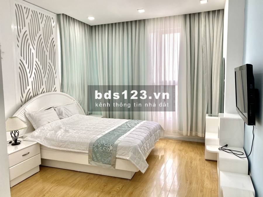 Thuê căn hộ 3 phòng ngủ DT 110m2 The Prince tiện nghi cao cấp 25 Triệu - giữ chìa khóa xem nhà ngay