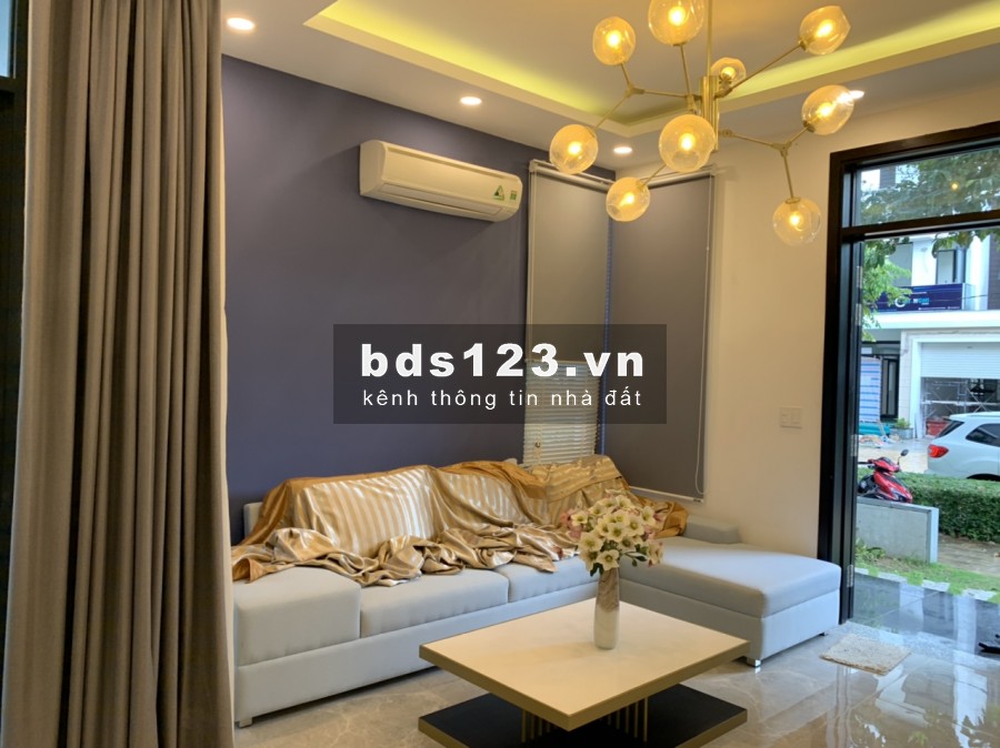 Biệt Thự Song Lập Lucasta Khang Điền - Sân Vườn + Gara Ô Tô + An Ninh 24/7