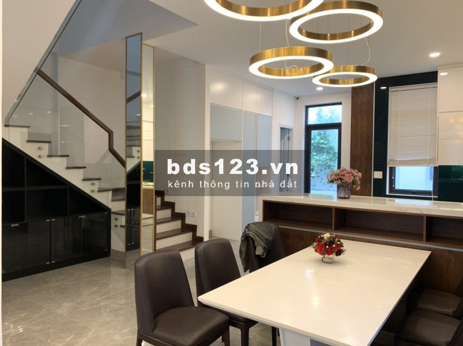 Biệt Thự Song Lập Lucasta Khang Điền - Sân Vườn + Gara Ô Tô + An Ninh 24/7