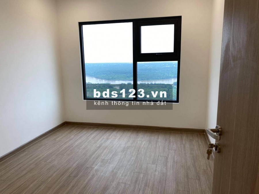 Căn 2 phòng ngủ tại Vinhome Giá 2 tỷ 070 triệu cần bán gấp nhận nhà vào ở ngay